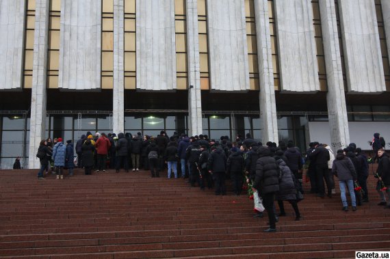 У Києві 21 січня попрощалися  з керівництвом та посадовцями МВС, які трагічно загинуло в авіакатастрофі в Броварах