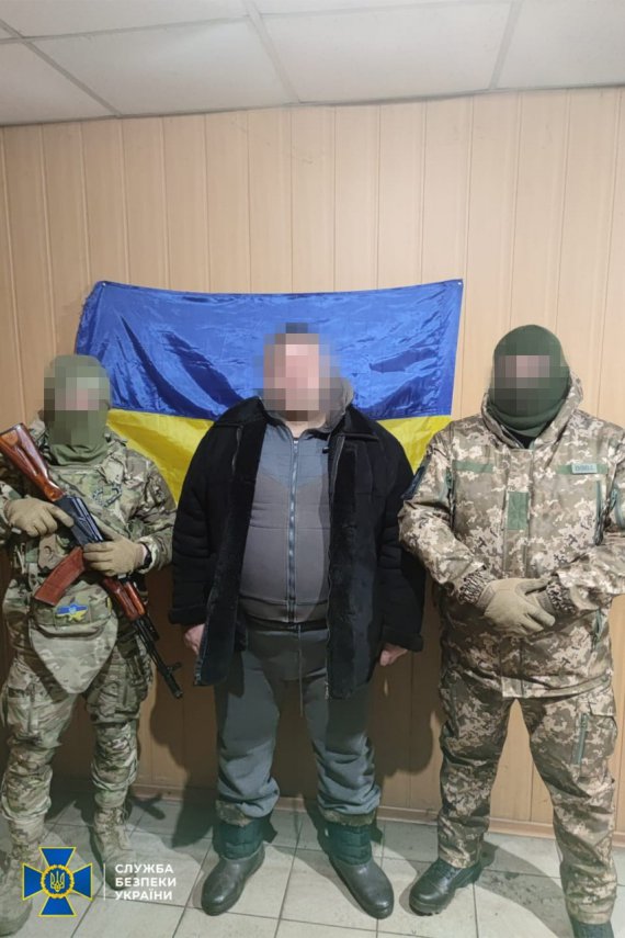 СБУ задержала бывшего беркутовца, который вместе с дочерью "сливал" позиции ВСУ в Донецкой области