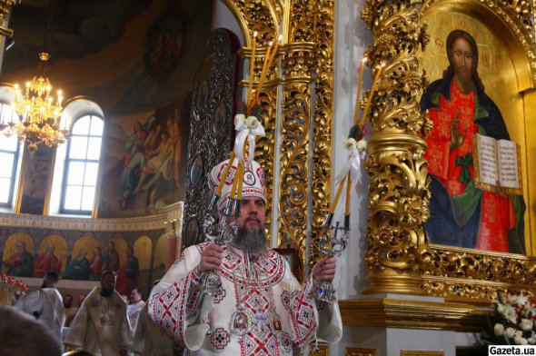 7 січня предстоятель Православної церкви України митрополит Епіфаній очолив різдвяне богослужіння в Успенському соборі Києво-Печерської лаври. Це була перша в історії літургія, яку там відслужив предстоятель ПЦУ