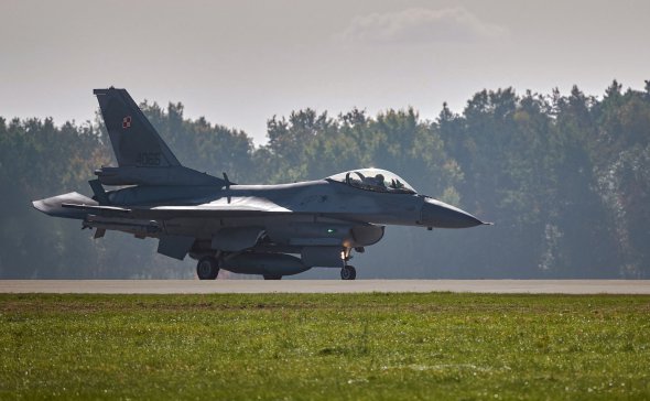  Винищувач F-16 над Польщею, 12 жовтня 2022 року 