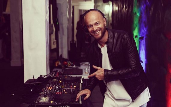 Хореограф Влад Яма разом зі своєю дружиною Лілією та іншими відомим українцями, зокрема актором Дмитром Ступкою та бізнесменом Євгеном Черняком, взяли участь у заході Ukrainian Winter Festival