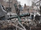 Оккупанты разбомбили кладбище в Краматорске