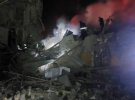 Внаслідок ракетного удару по будинку Краматорську зруйновано два під'їзди
