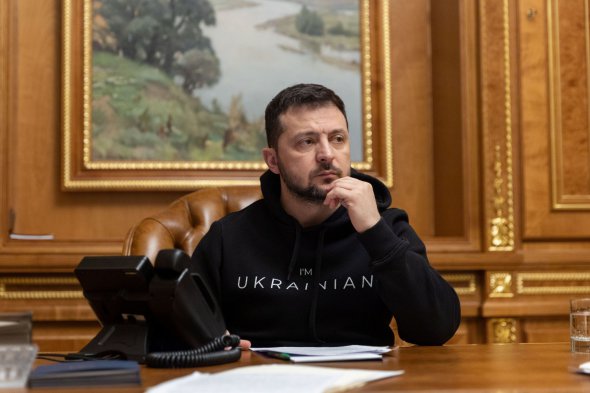 Президент України Володимир Зеленський поговорив із прем'єр-міністром Великої Британії Ріші Сунаком про подальше розширення спроможностей української армії.