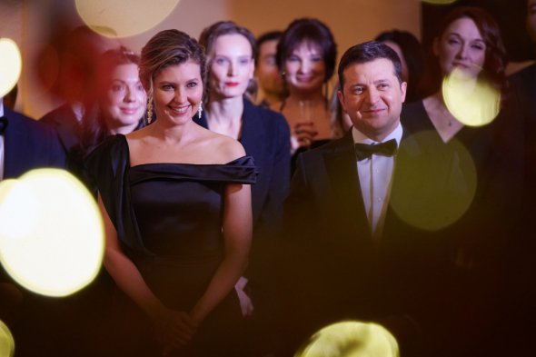 Президент Владимир Зеленский и его супруга Елена на торжествах, посвященных Дню работников дипломатической службы, декабрь 2021 года.