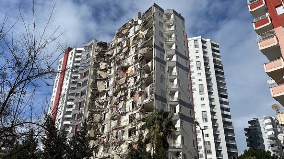 Турцию 6 февраля всколыхнули три мощных землетрясения