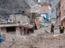 На півдні Перу в результаті проливних дощів зійшов зсув, поховавши під собою сотні житлових будинків