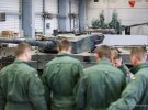 У Польщі проходять навчання українських військових на танках Leopard 2.