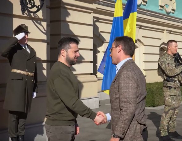 Президент України Володимир Зеленський і прем'єр-міністр Швеції Ульф Крістерссон