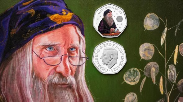 Королевский монетный двор Великобритании выпустил монету, на которой изображен один из героев книжной саги "Гарри Поттер" Альбус Дамблдор