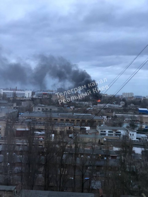 18 лютого в Києві сталася пожежа в одному зі складських приміщень