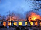 Вчера в Херсоне из-за вражеского обстрела загорелся детский сад