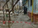 У ніч на 2 березня російські терористи вдарили по мирних кварталах Запоріжжя.