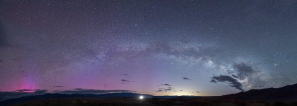 Полярное сияние сфотографировали над Калифорнией