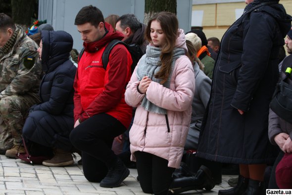 находился на фронте с начала русско-украинской войны. В 2014 году получил ранение танковым снарядом в Песках Донецкой области