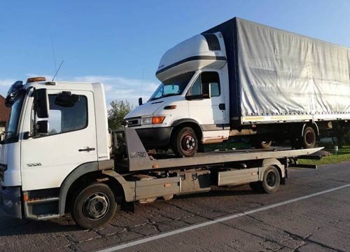 Компания «СпецАвтоЛьвов» поможет решить вопрос с перевозками разных типов