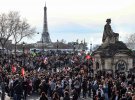 В Париже протесты переросли в беспорядки