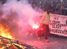В Париже протесты переросли в беспорядки