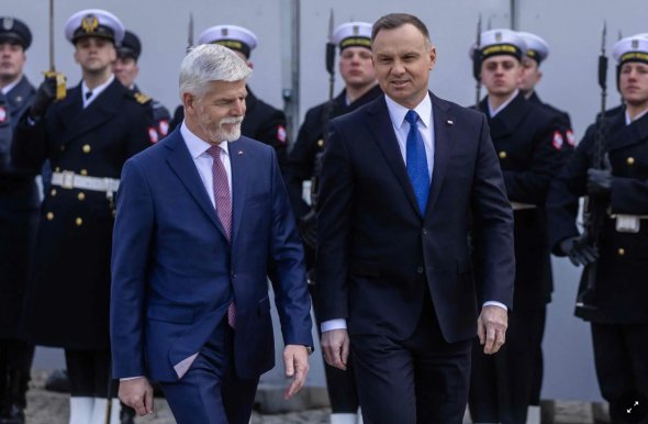 Президент Польши Анджей Дуда на встрече с новым президентом Чехии Петром Павлом 