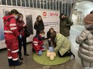 У Києві на станціях метрополітену провели безкоштовні тренінги домедичної допомоги для всіх охочих