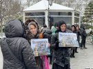 В 6:30 в Киево-Печерской Лавре началось богослужение. 29 марта представители РПЦ должны были покинуть обитель