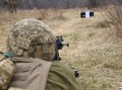 За допомогою "командирського ящика" солдатів вчать правильно прицілюватися