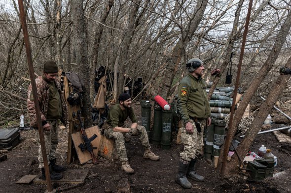 Украинские военные под Бахмутом, 5 апреля