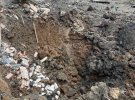 Наслідки російського обстрілу Снігурівки на Миколаївщині вночі 16 квітня. Атака забрала життя двох підлітків