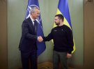 Президент України Володимир Зеленський зустрівся із  генеральним секретарем НАТО Єнсом Столтенберґом у Києві
