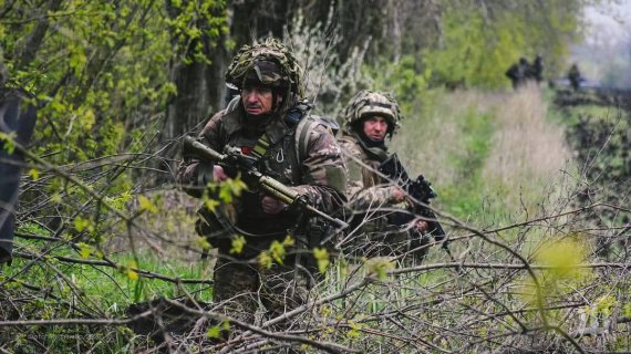 Президент показал новые фото военной Украины и ее защитников