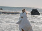 Тіна Кароль cфотографувалася на березі моря