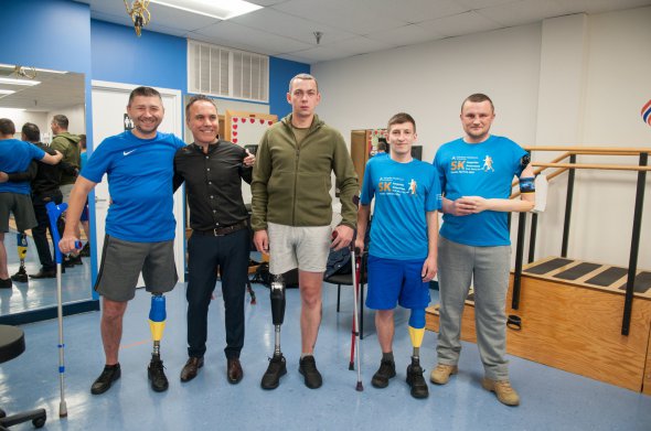 Фонд Future for Ukraine собирает средства на реабилитацию и протезирование за границей военных, получивших тяжелые ранения