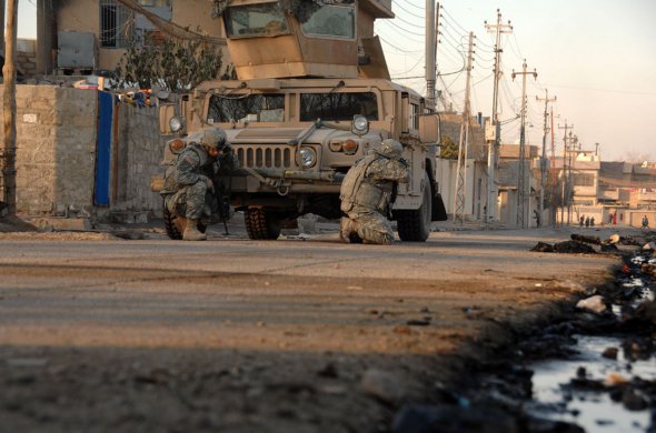 Американские военные в уличных боях в Мосуле, 2008 год
