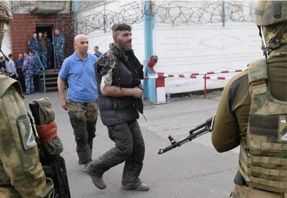 Украинский военный из "Азовстали" в российском плену