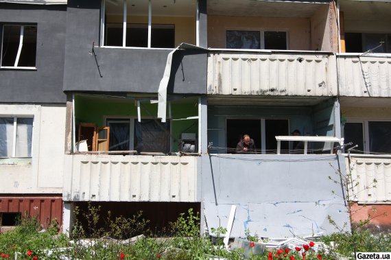 28 квітня вранці російські війська вдарили ракетою по житловому будину в Умані. Загинули щонайменше 23 людини, з яких четверо дітей