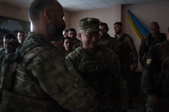 Командующий Восточной группировкой войск генерал-полковник Александр Сырский посетил Бахмут