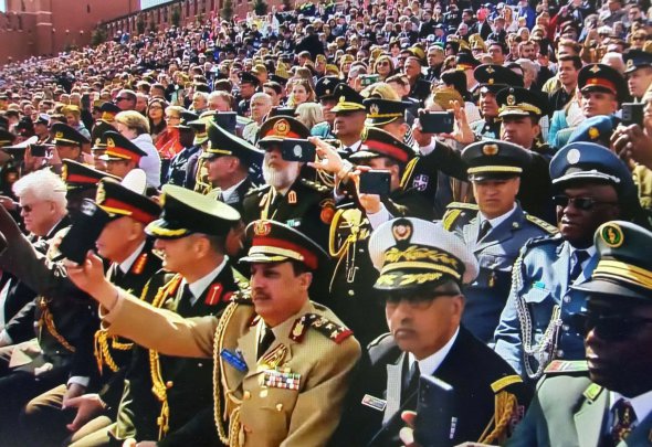 У Повітряних силах ЗСУ висміяли "парад Перемоги" у Москві