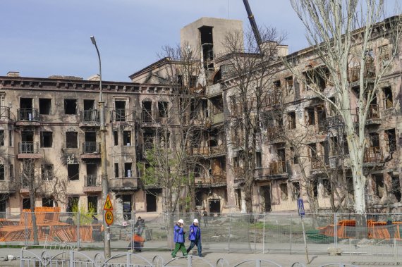 Фото «Облоги Маріуполя» Євгена Малолєтки, за які фотограф отримав Пулітцерівську премію 