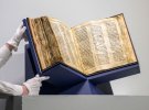 Старейшую Библию на иврите продали на аукционе за более  млн