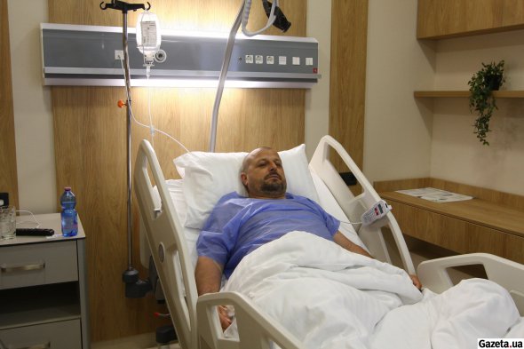 Александр Тертичный после операции. Муж потерял конечность в боях в Донецкой области
