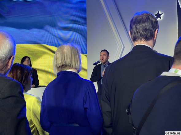 На відкритті КБФ Тарас Компаніченко та "Хорея Козацька" виконували гімн України