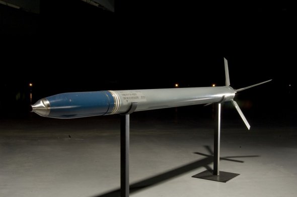 Zuni – американська авіаційна ракета класу "повітря – земля"