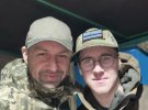 Бизнесмен Андрей Онистрат вместе с сыном 21-летним Остапом вместе служили в Сухопутных войсках. Остап был оператором отделения ударных БПЛА. Погиб под Угледаром Донецкой области