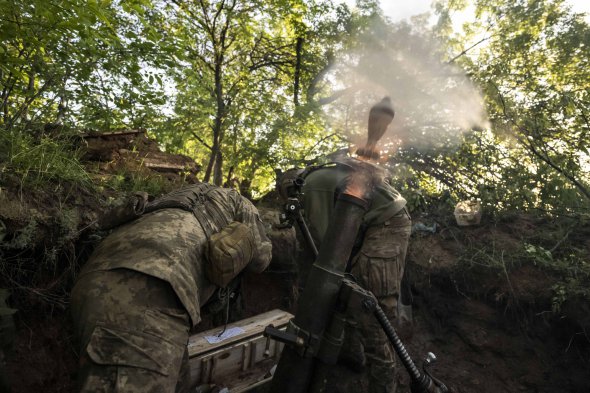 Украинские солдаты возле Авдеевки, 2 июня 