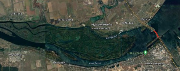 Оккупанты взорвали дамбу Каховской ГЭС