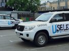 У Києві на автомобілі Організації Об'єднаних Націй приклеїли написи "Бездієві"