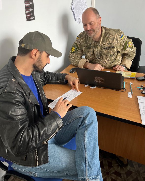 Віталію Козловському вручили повістку