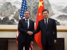 Державний секретар Сполучених Штатів Америки Ентоні Блінкен переговорив із китайським візаві Цінь Ганом у Пекіні