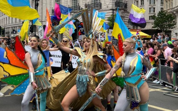 Певица Оля Полякова приняла участие в Pride in London 2023, чтобы напомнить о войне России против Украины