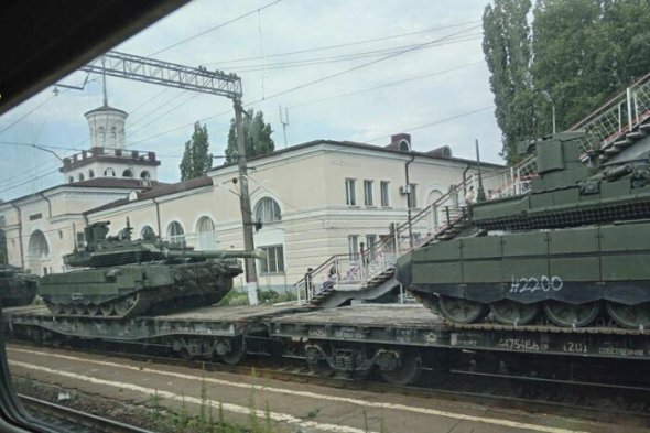 Партизаны обнаружили эшелон с современными российскими танками
